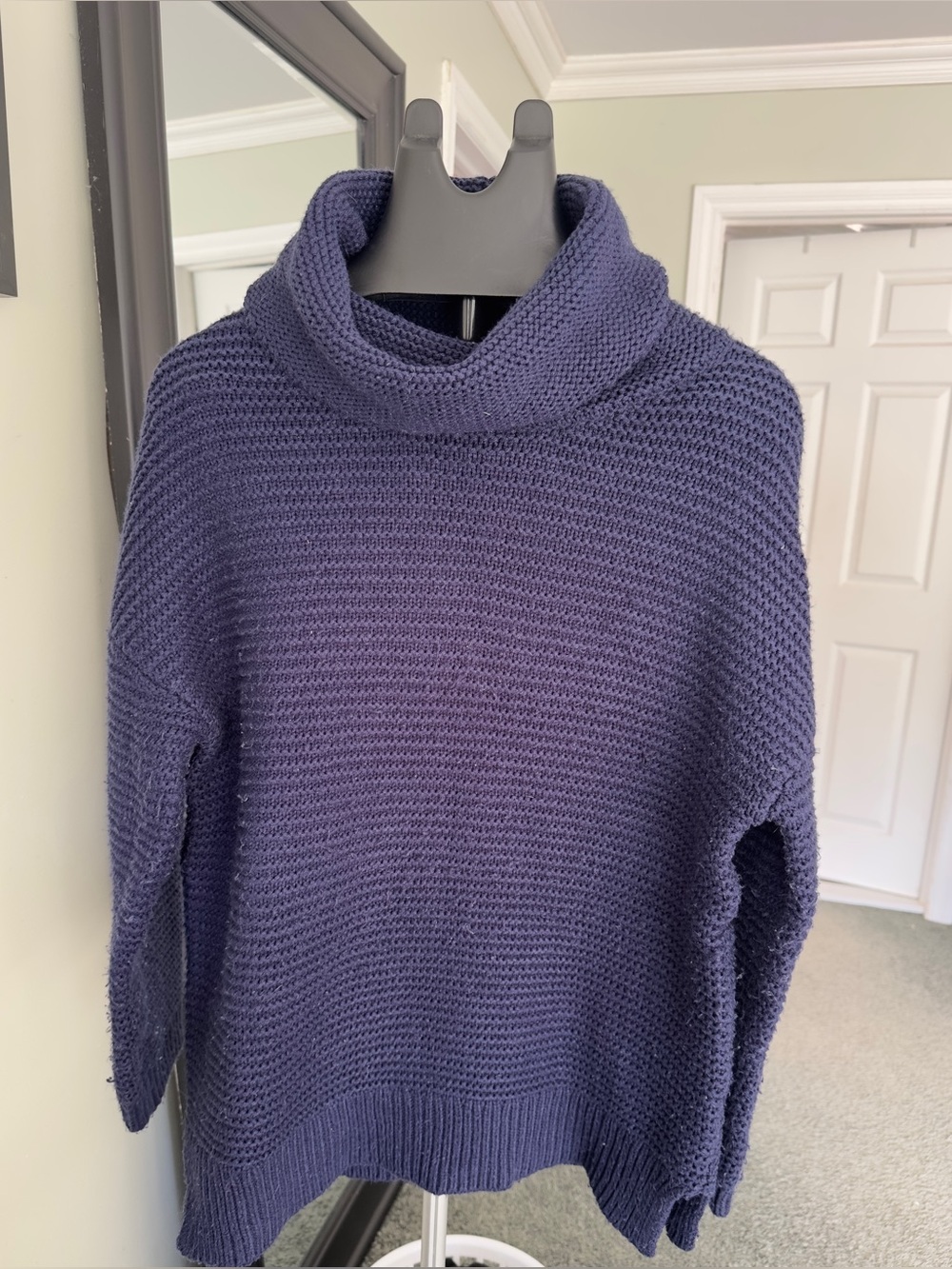 Cozy Turtleneck Knit Sweater - Navy